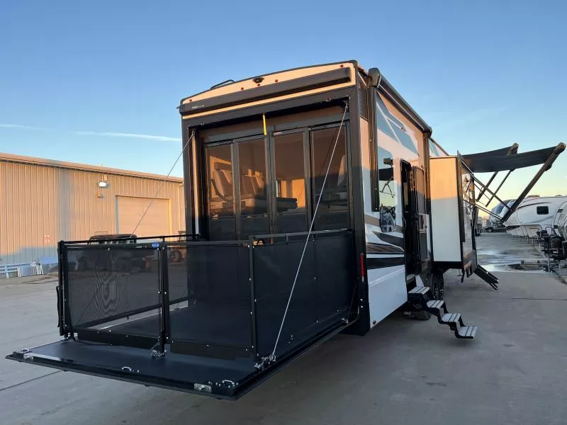 new Toy Haulers Grand Design RV Momentum for sale, in Fargo, ND Thumbnail 3