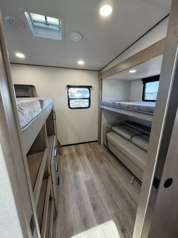 new Fifth Wheel Trailers Grand Design RV  for sale, in Fargo, ND Thumbnail 39