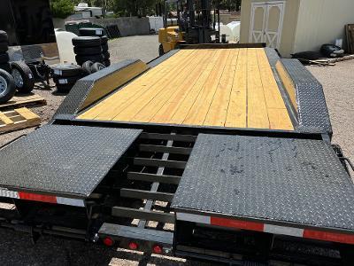 2022 Top Hat Trailers 102X20 WDO 14K Equipment Trailer 2022 Top Hat Trailers 102X20 WDO 14K Equipment Trailer