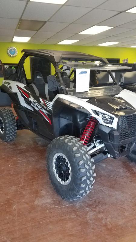 2020 Kawasaki TERYX KRX 1000 Sport Side-by-Side 2020 Kawasaki TERYX KRX 1000 Sport Side-by-Side