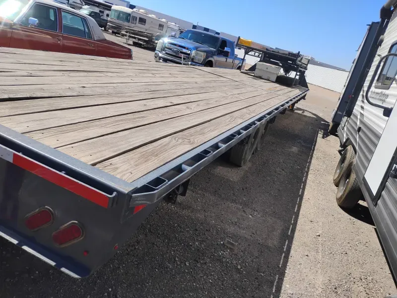 used Equipment / Flatbed Trailers Lamar Trailers  for sale, in Peoria, AZ Thumbnail 2