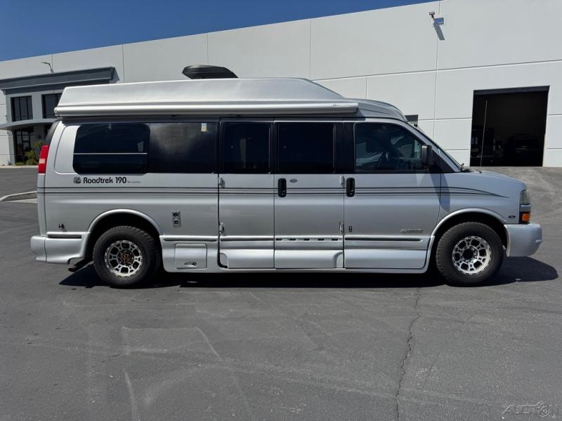 2004 Roadtrek 190 Versatile Class B 2004 Roadtrek 190 Versatile Class B j1ijDMntoxix