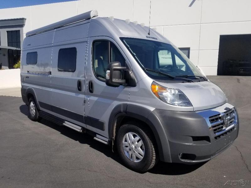2017 HYMER Roadtrek Activ Class B RV 2017 HYMER Roadtrek Activ Class B RV 8K05Zo