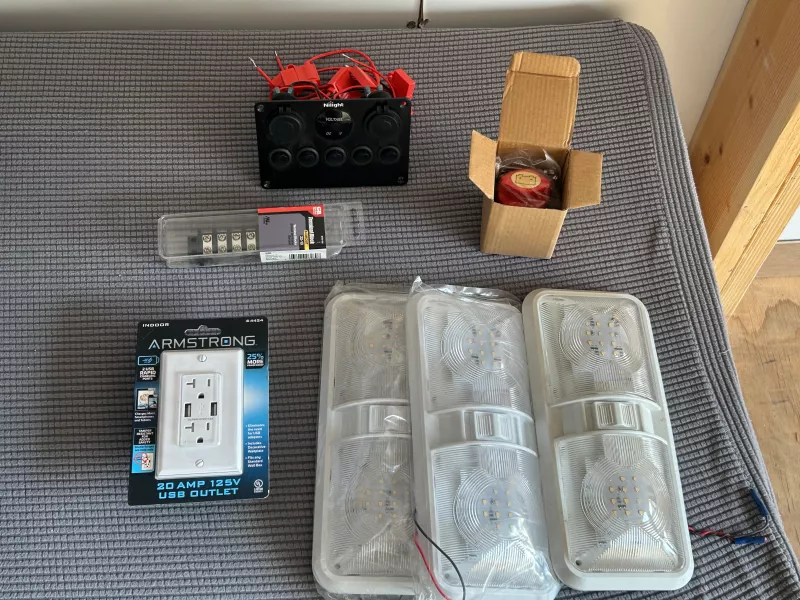 used Cargo (Enclosed) Trailers United Cargo  for sale, in Phoenix, AZ Thumbnail 6