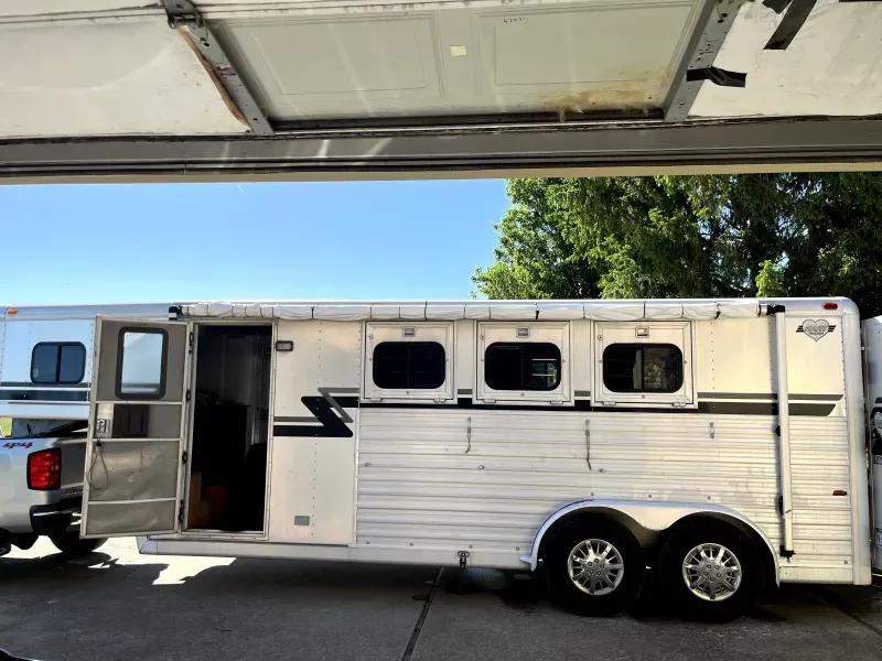 used Horse Trailers Hart Trailers  for sale, in Winchester, KY Thumbnail 2