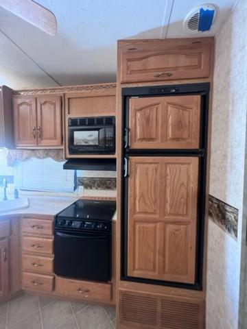 used Travel Trailers Keystone RV  for sale, in Evanston, WY Thumbnail 6