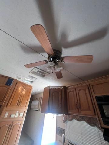 used Travel Trailers Keystone RV  for sale, in Evanston, WY Thumbnail 4