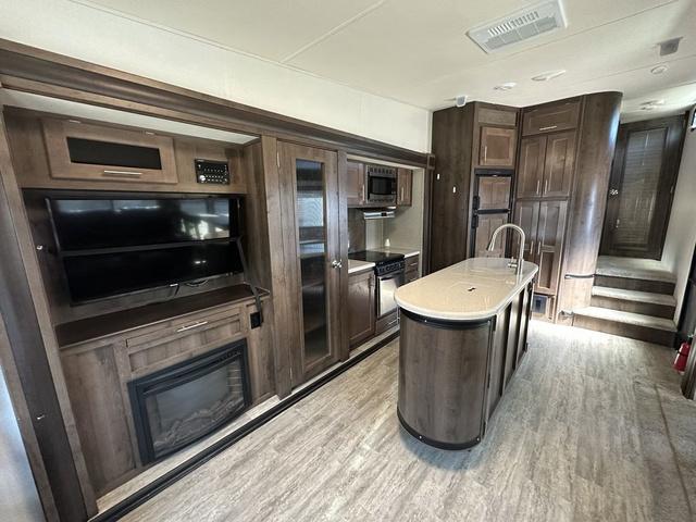 used Travel Trailers Forest River Wildcat for sale, in Evanston, WY Thumbnail 8