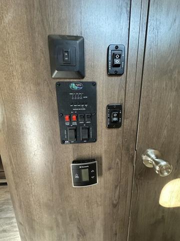 used Travel Trailers Forest River Wildcat for sale, in Evanston, WY Thumbnail 14