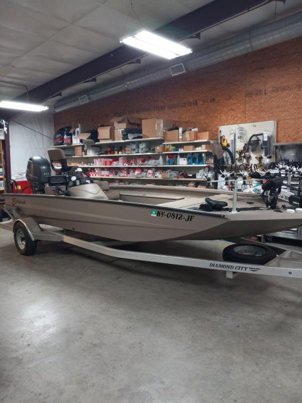 2019 Excel 2072 Stalker Side Console 2019 Excel 2072 Stalker Side Console