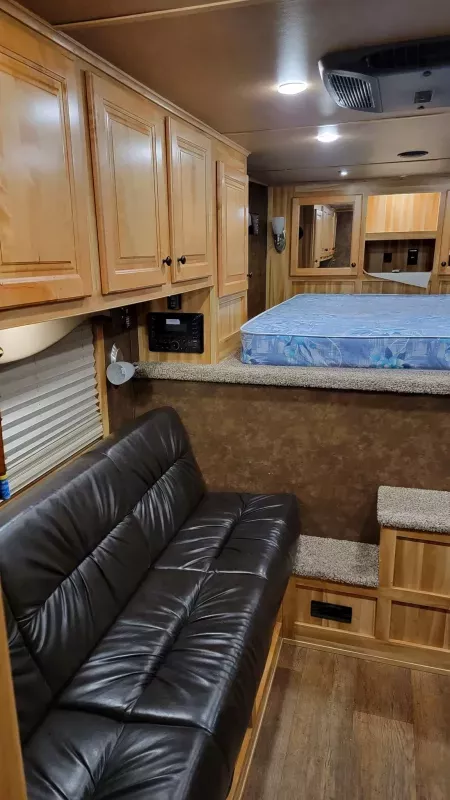 used Stock / Stock Combo Trailers Exiss Trailers  for sale, in Bardstown, KY Thumbnail 4