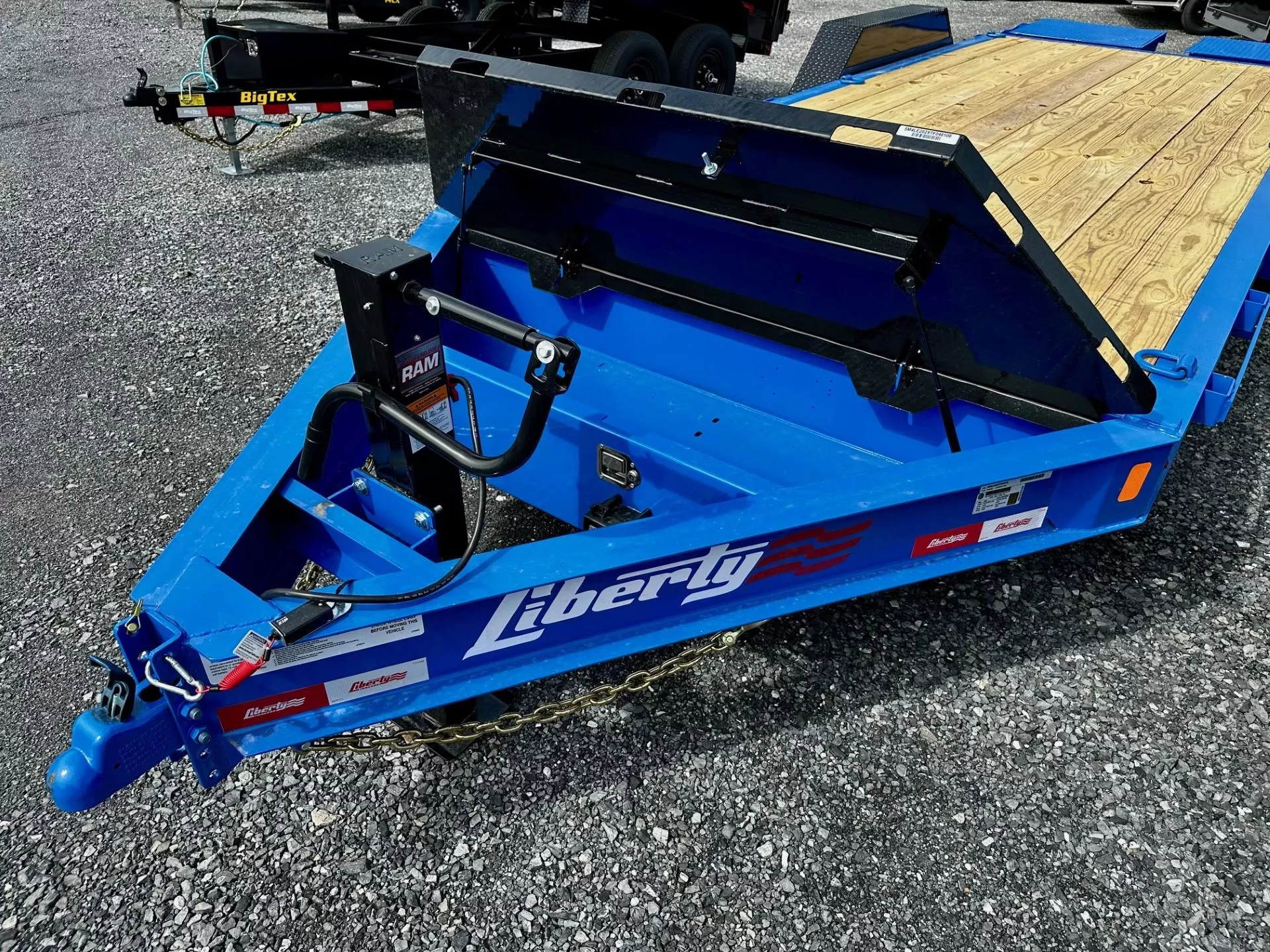 2026 Liberty LE14K83X17+3B8BAR (83