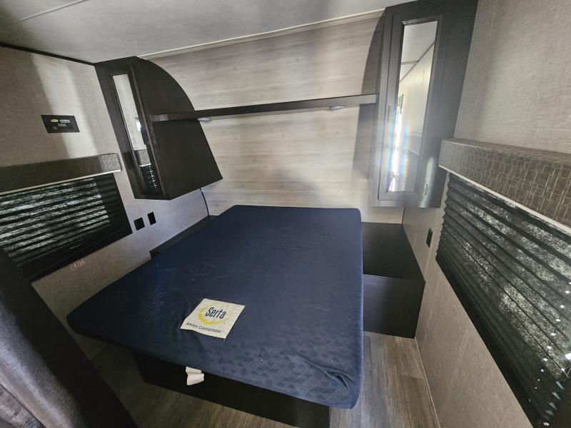 used Travel Trailers Jayco Jay Flight SLX for sale, in Paragould, AR Thumbnail 8