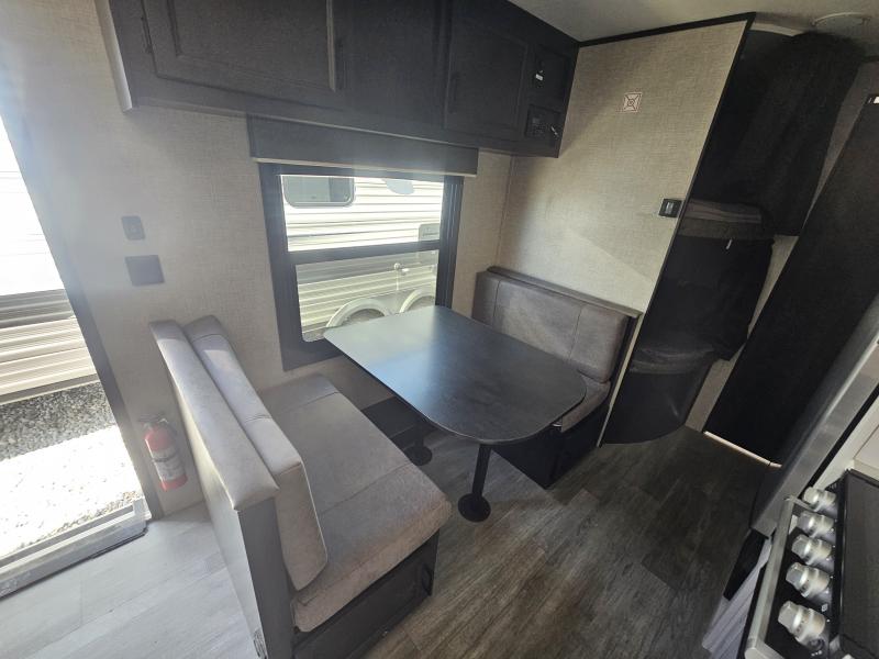 used Travel Trailers Jayco Jay Flight SLX for sale, in Paragould, AR Thumbnail 2