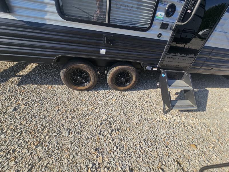 used Travel Trailers Cherokee Trailers Grey Wolf for sale, in Paragould, AR Thumbnail 2