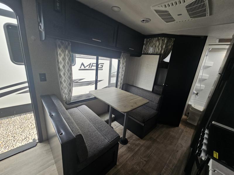 used Travel Trailers Cherokee Trailers Grey Wolf for sale, in Paragould, AR Thumbnail 5