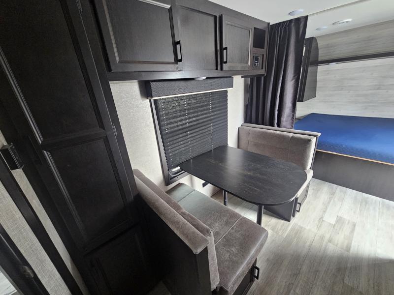 used Travel Trailers Jayco Jay Flight SLX for sale, in Paragould, AR Thumbnail 5