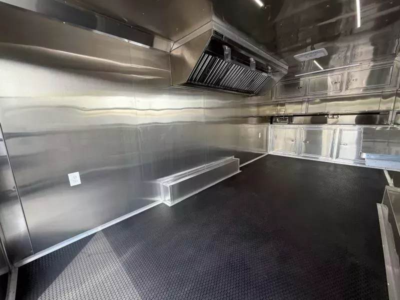 new Vending / Concession Trailers Quality Cargo  for sale, in Middletown, OH Thumbnail 9