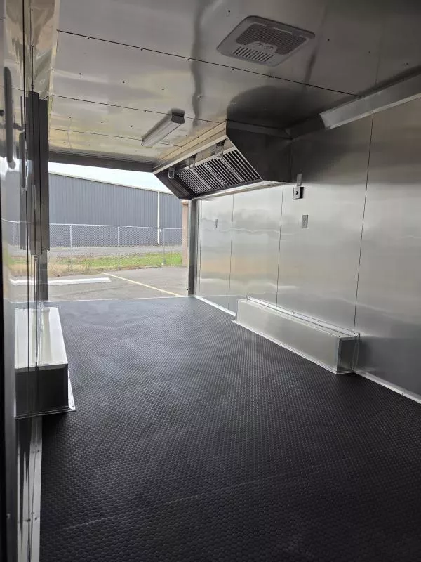 new Vending / Concession Trailers Quality Cargo  for sale, in Middletown, OH Thumbnail 16