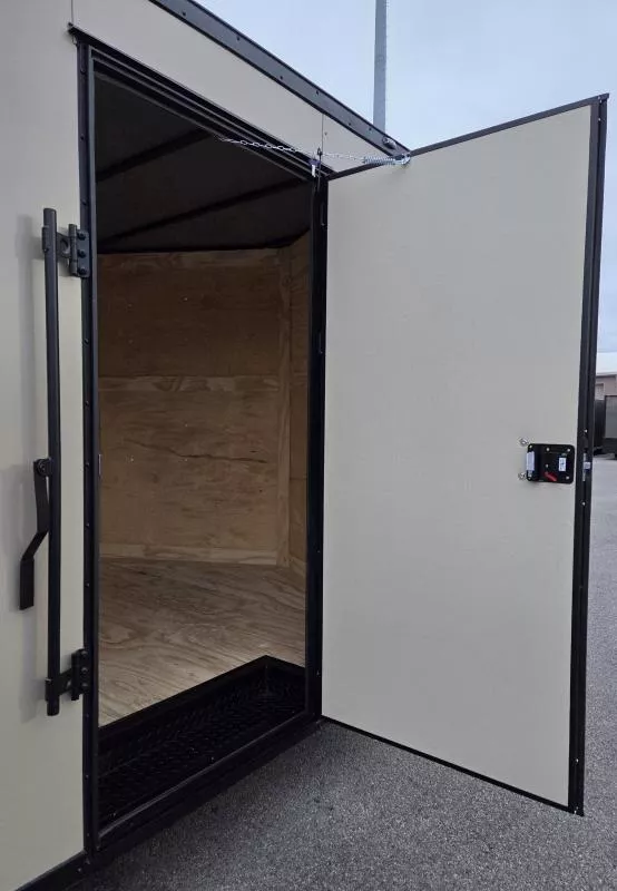 new Cargo (Enclosed) Trailers Anvil  for sale, in Middletown, OH Thumbnail 15