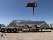 2027 MAC 1250 3 Axle Bulker 