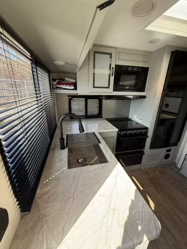 used Travel Trailers Forest River Vibe for sale, in Statesville, NC Thumbnail 7