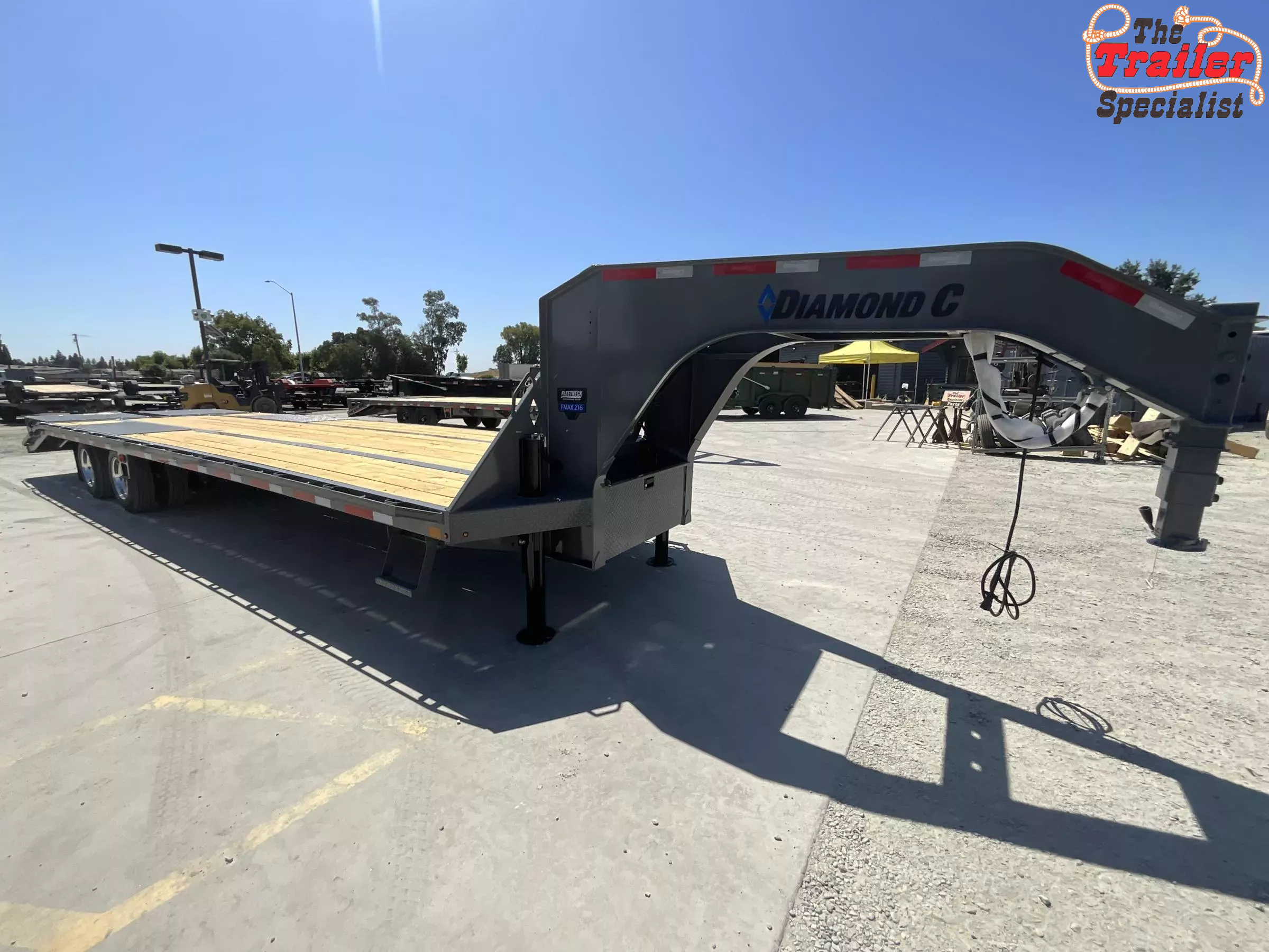 NEW 2025 Diamond C Trailers FMAX216L32X102MR  102"X32' 40K GVW GN Equipment Trailer 1751490595