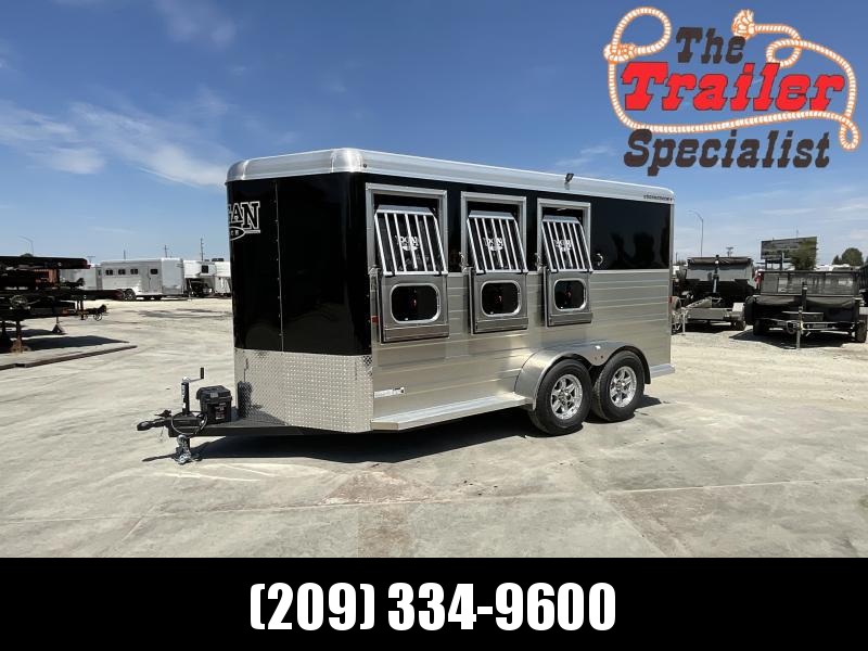 NEW 2022 Logan Coach BULLSEYE3BP 3 Horse Trailer With Ramp Horse