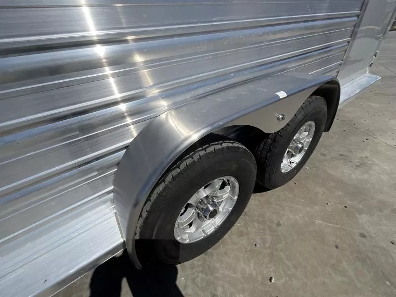 new Horse Trailers Logan Coach  for sale, in Acampo, CA Thumbnail 5