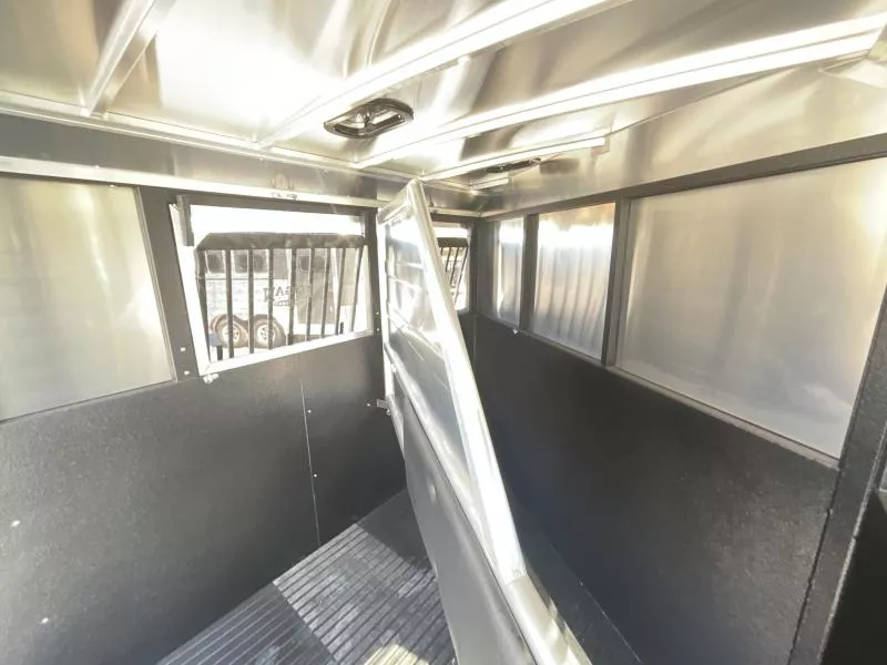 new Horse Trailers Logan Coach  for sale, in Acampo, CA Thumbnail 12