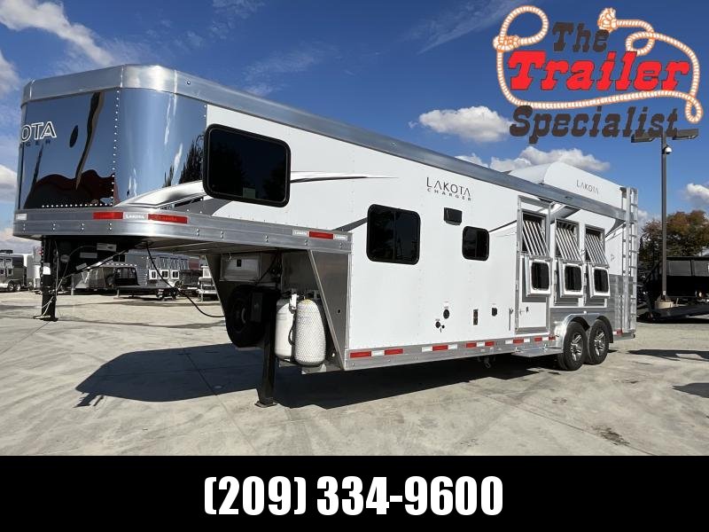 NEW 2023 Lakota C839DR Charger 3 Horse 8' Wide With 9' LQ Space GN LQ