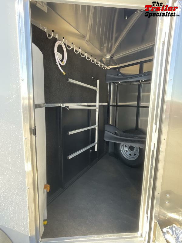 new Horse Trailers Logan Coach  for sale, in Acampo, CA Thumbnail 15