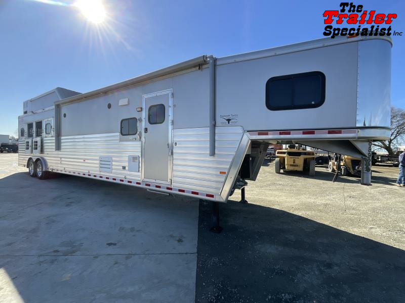 2017 4 H Hart with outlaw LQ 15’ SW Trailer
