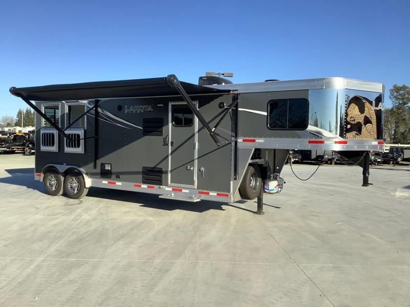 Lakota Horse trailers for sale in IA