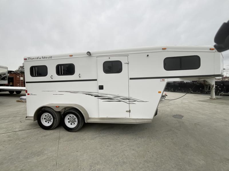 used Horse Trailers Trails West Manufacturing  for sale, in Acampo, CA Thumbnail 3
