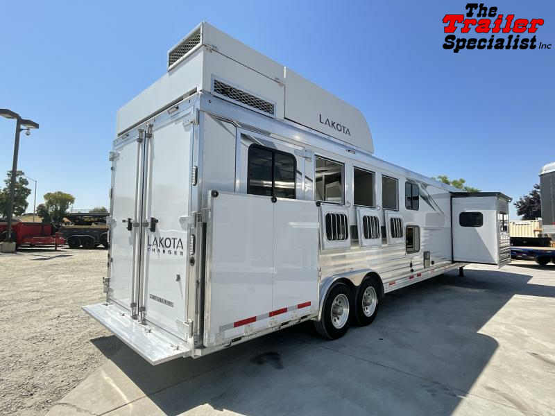 NEW 2024 Lakota Trailers C8415BB 4 Horse Charger 7'6" Tall, 8' Wide, 15'LQ Horse Trailer With **BUNK BEDS** 1754599412