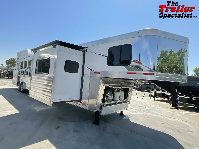 NEW 2024 Lakota Trailers C8415BB 4 Horse Charger 7'6" Tall, 8' Wide, 15'LQ Horse Trailer With **BUNK BEDS** 1754599404
