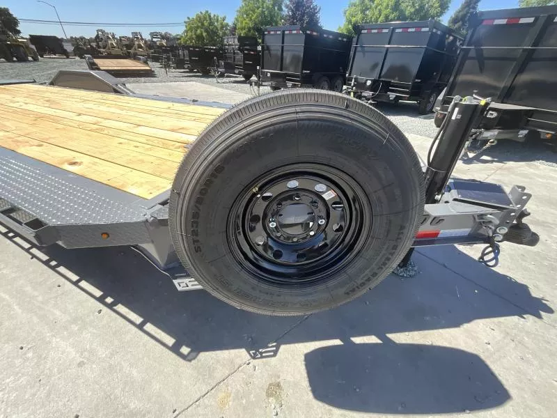 new Equipment / Flatbed Trailers Diamond C Trailers  for sale, in Acampo, CA Thumbnail 2