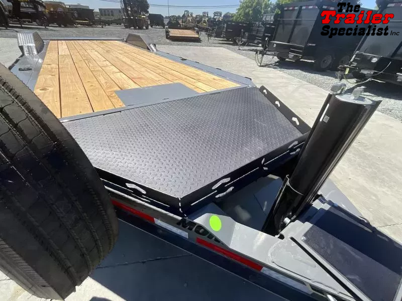 new Equipment / Flatbed Trailers Diamond C Trailers  for sale, in Acampo, CA Thumbnail 3