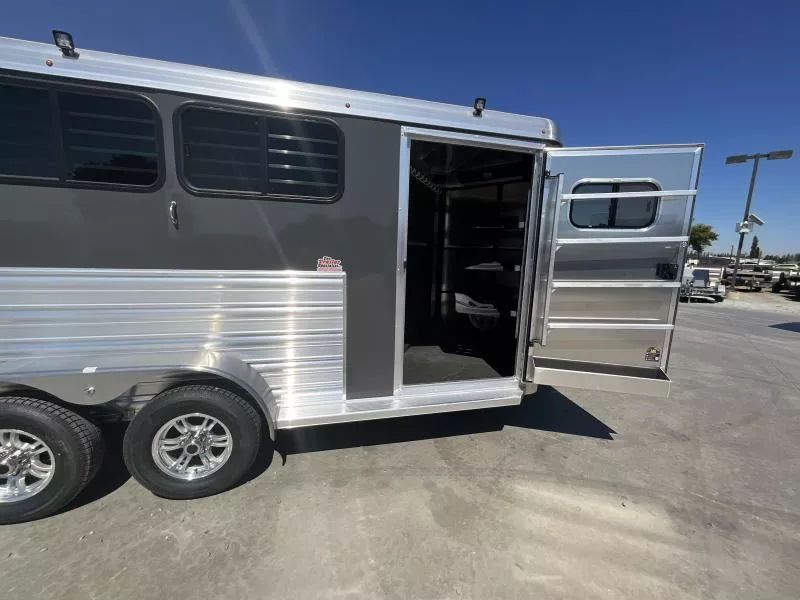 new Horse Trailers Logan Coach  for sale, in Acampo, CA Thumbnail 8
