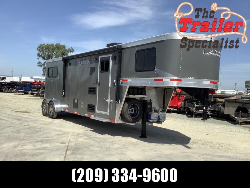 *ON ORDER* NEW 2021 Lakota C8415RK Charger 4 Horse 15' Living Quarters