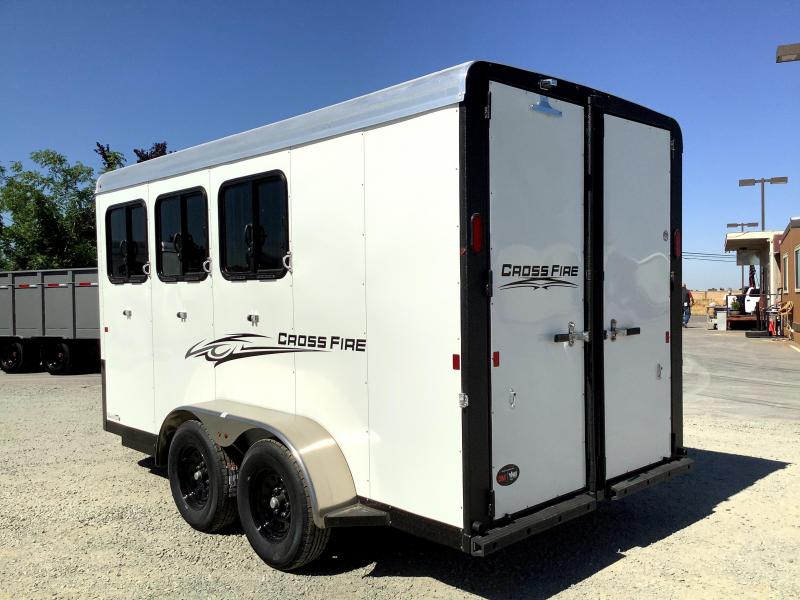 NEW 2022 Logan Coach CROSSFIRE3BP 3H Crossfire BP Horse Trailer Horse