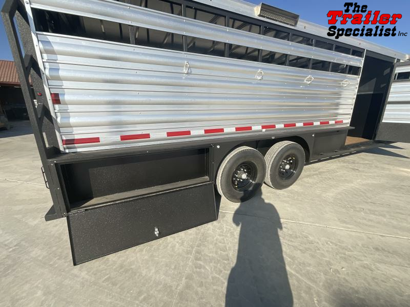 new Stock / Stock Combo Trailers Logan Coach  for sale, in Acampo, CA Thumbnail 9
