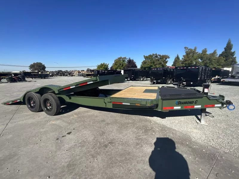 2026 Diamond C Trailers HXD208L22X102  Equipment Trailer