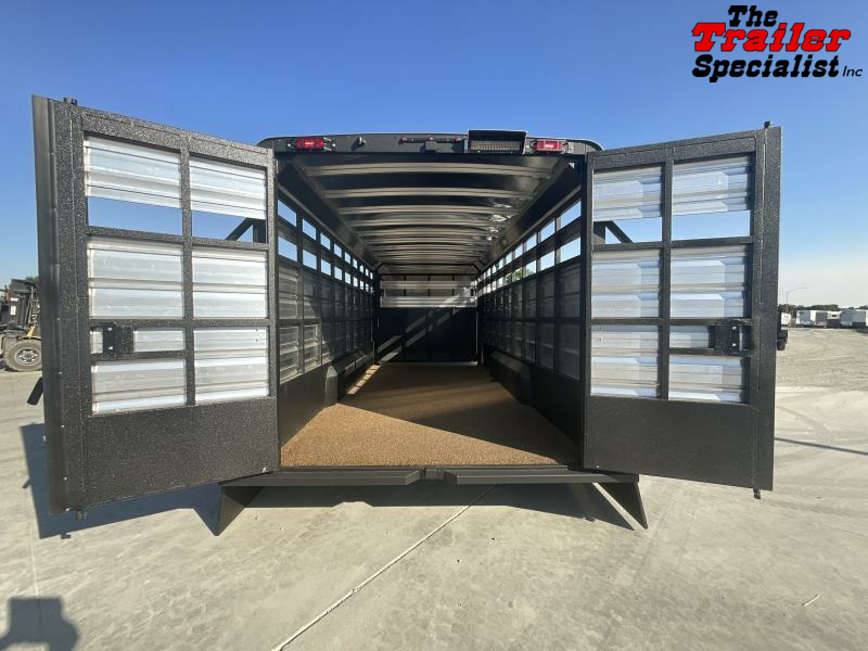 new Stock / Stock Combo Trailers Logan Coach  for sale, in Acampo, CA Thumbnail 14