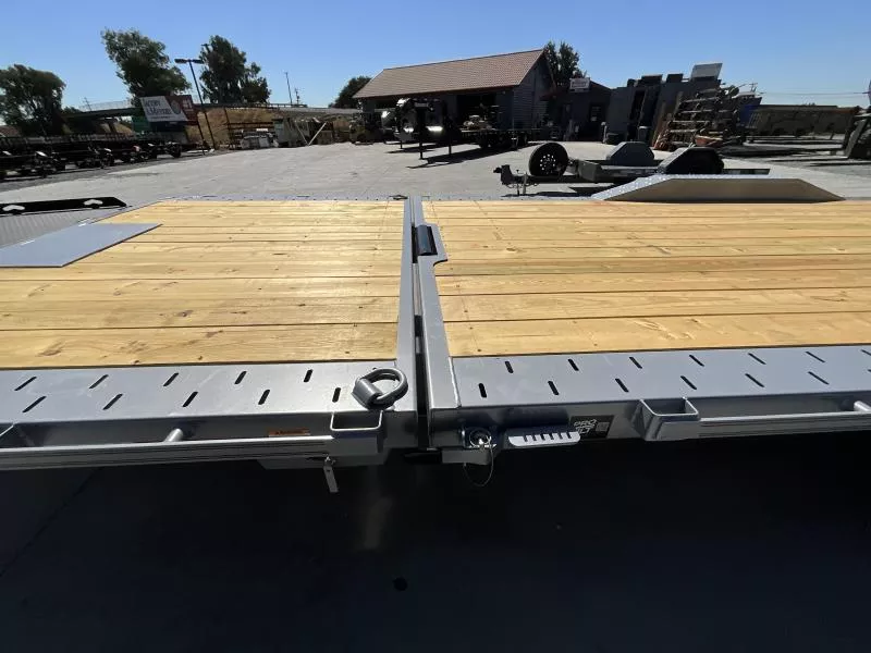 new Equipment / Flatbed Trailers Diamond C Trailers  for sale, in Acampo, CA Thumbnail 10