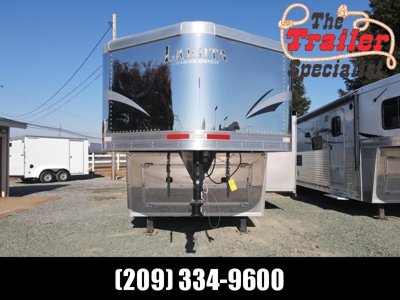 USED 2018 Lakota 4H CHARGER LQ Horse Trailer USED 2018 Lakota 4H CHARGER LQ Horse Trailer