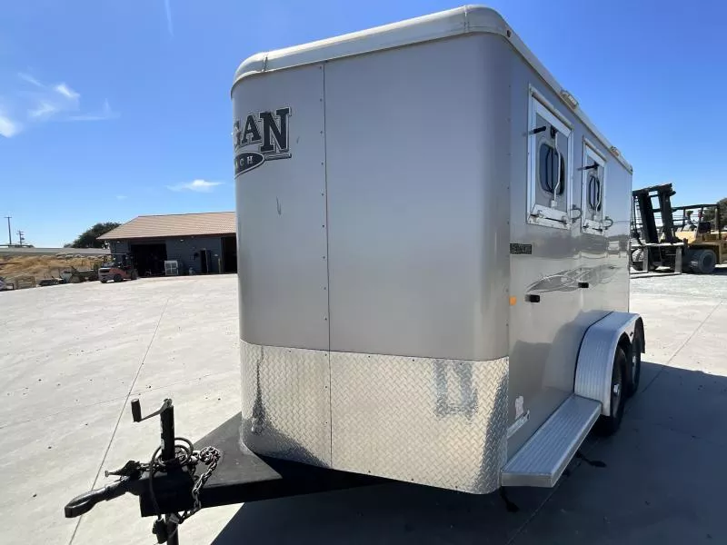 used Horse Trailers Logan Coach  for sale, in Acampo, CA Thumbnail 3