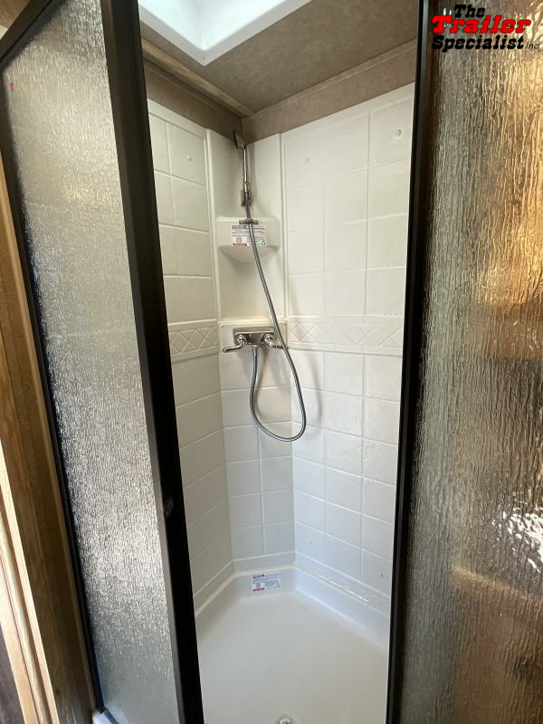 new Horse Trailers Lakota  for sale, in Acampo, CA Thumbnail 41