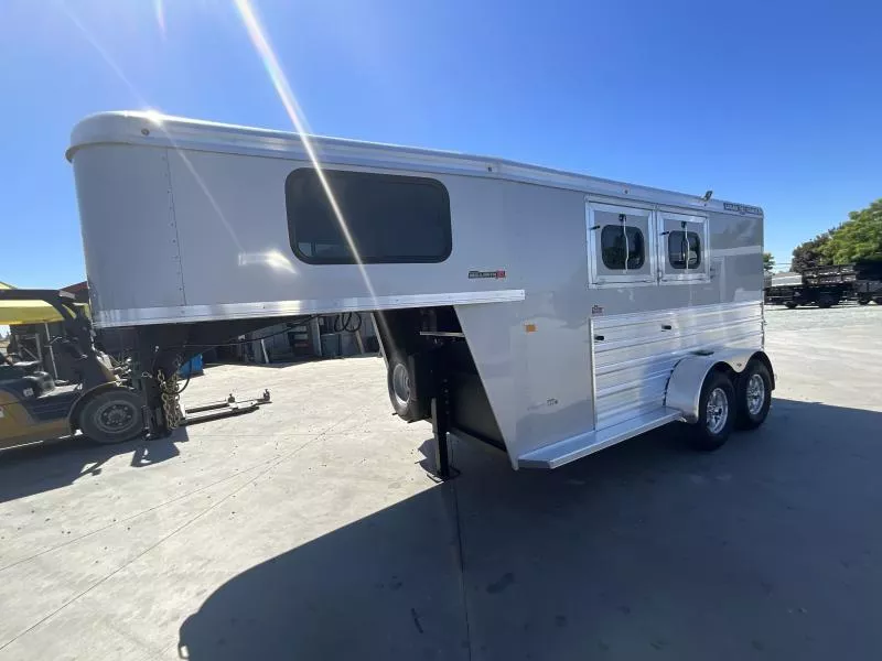 new Horse Trailers Logan Coach  for sale, in Acampo, CA Thumbnail 2